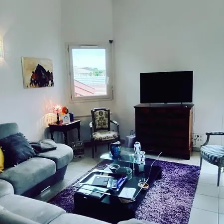 Charming 100m With Balcony Near The * آركاشو